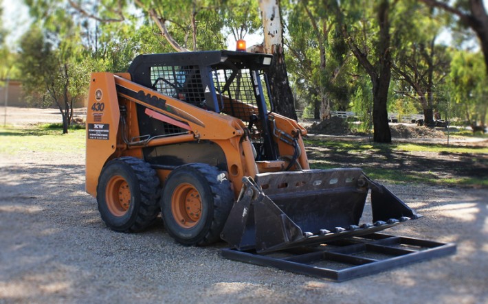 Case 430 Skid Steer Loader - KW Earthmoving & Concreting